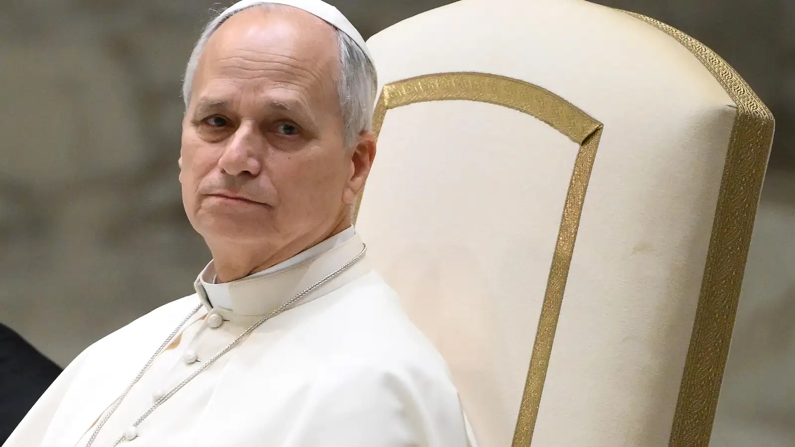 Páfi: Koma þarf í veg fyrir að fólk tengist gervigreind of tilfinningalegum böndum