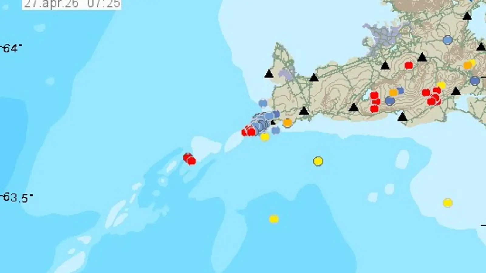 Enn skelfur jörð á Reykjaneshrygg og í Bárðarbungu
