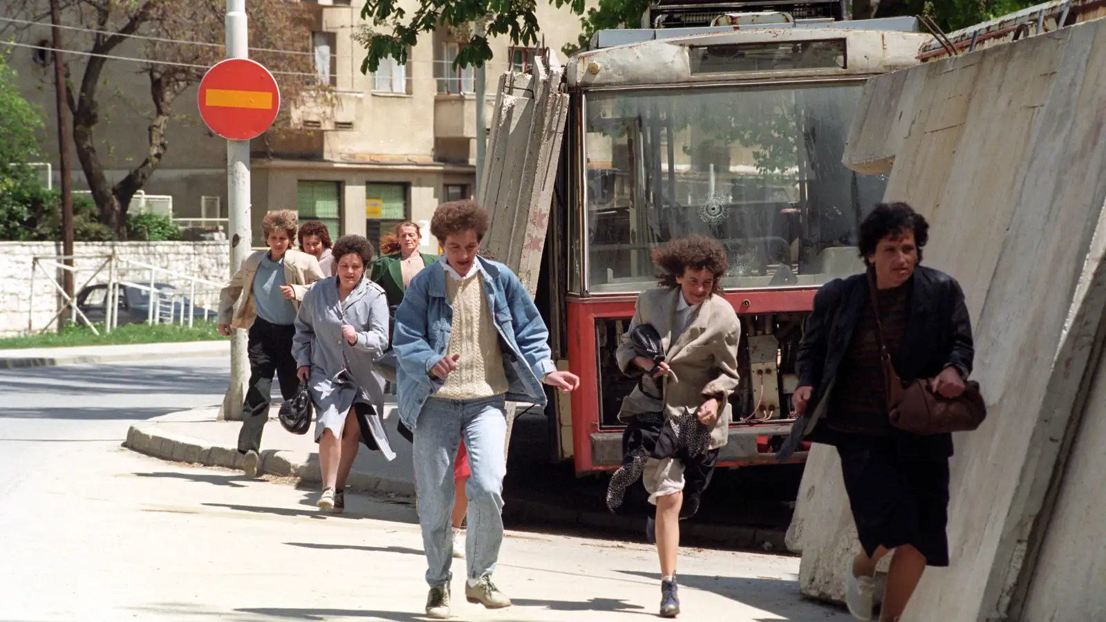 Fyrsta vitnið og grunaður morðingi í leyniskyttuferðum kallaður til yfirheyrslu