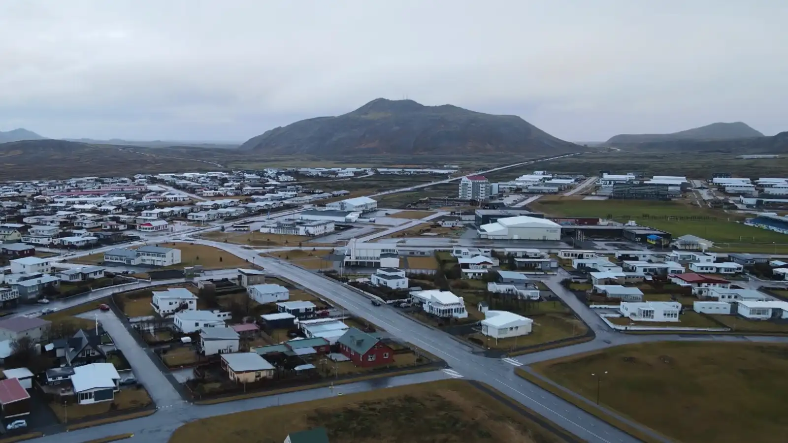 Fimm fyrrverandi alþingismenn vilja verða bæjarstjóri Grindavíkur
