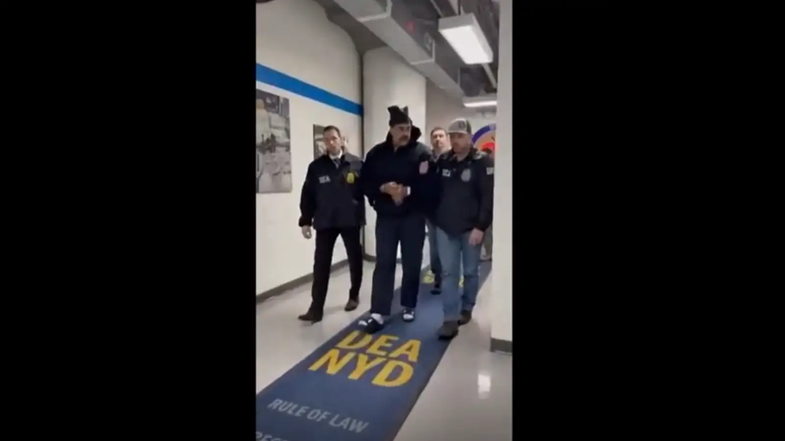 Maduro leiddur fyrir dómara á mánudag