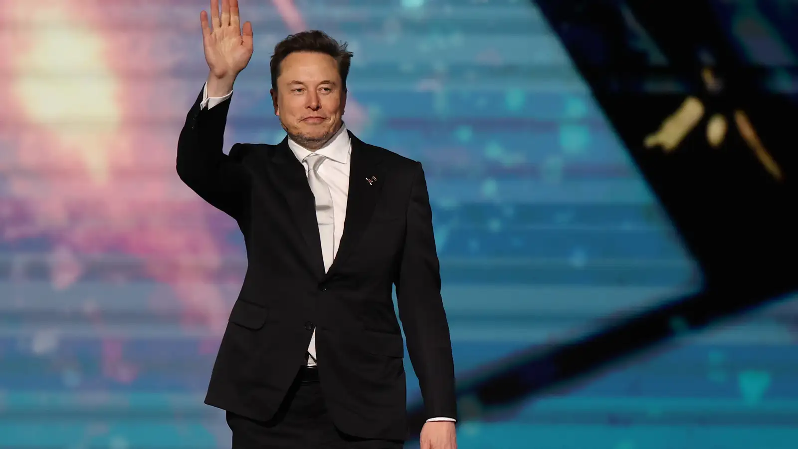 Musk segir nýja heimildarmynd um sig vera „hundaskít“