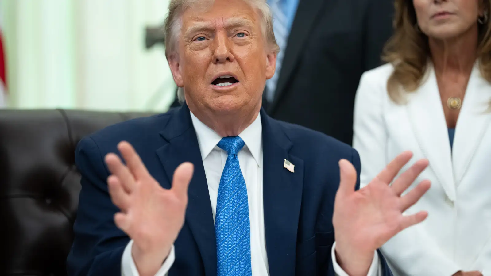 Trump dregur í land – „Ég hef afstýrt árásunum og sprengjunu