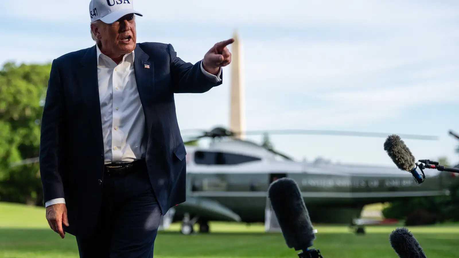Trump segir klukkuna tifa fyrir Írani sem þurfi snarlega að semja um frið