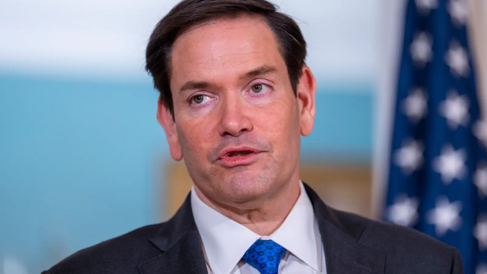 Árás á bandarísk tæknifyrirtæki og almenning