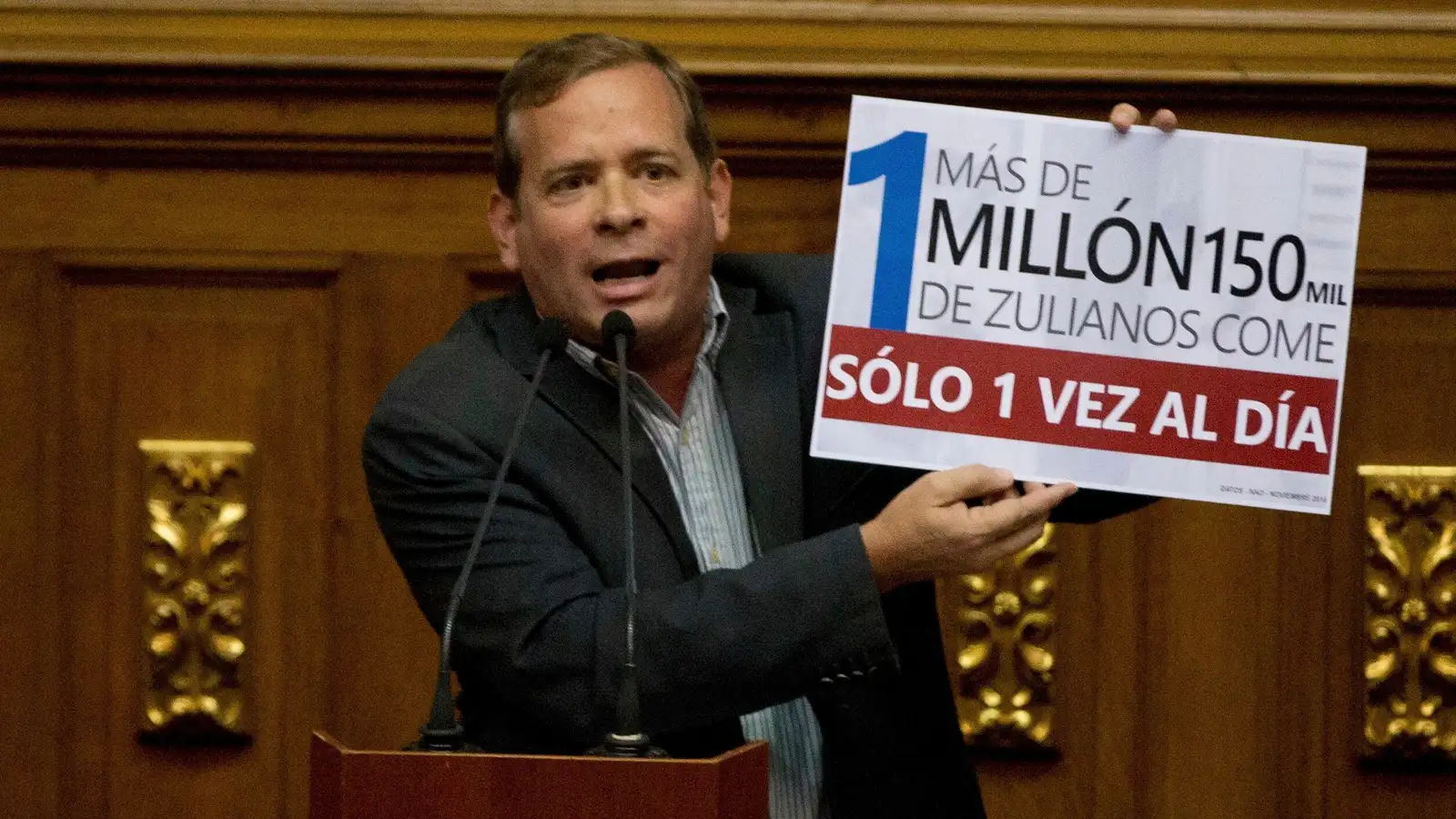 Þungvopnaðir menn rændu stjórnarandstæðingi eftir að honum var sleppt úr fangelsi