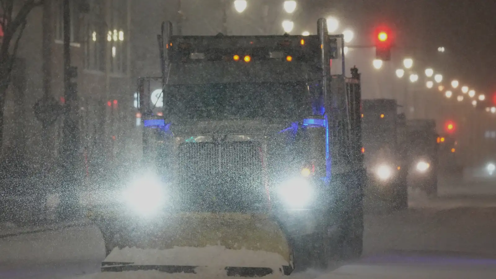 Hundruð þúsunda án rafmagns í Bandaríkjunum