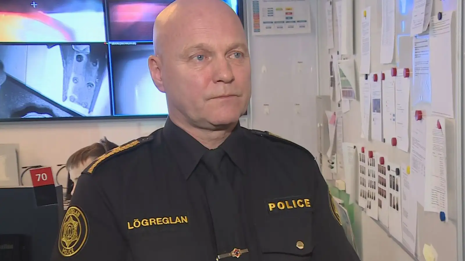 Fólk haldi sig heima á meðan veðrið gengur yfir