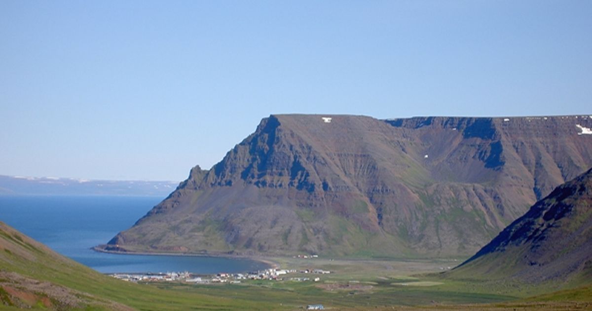 Óshlíðarvegur fór í sundur - RÚV.is