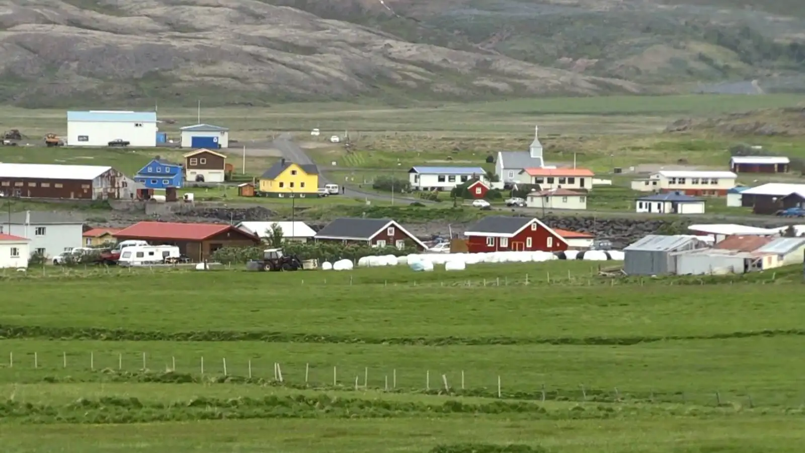 Borgfirðingum eystra áfram ráðlagt að sjóða neysluvatn yfir helgina