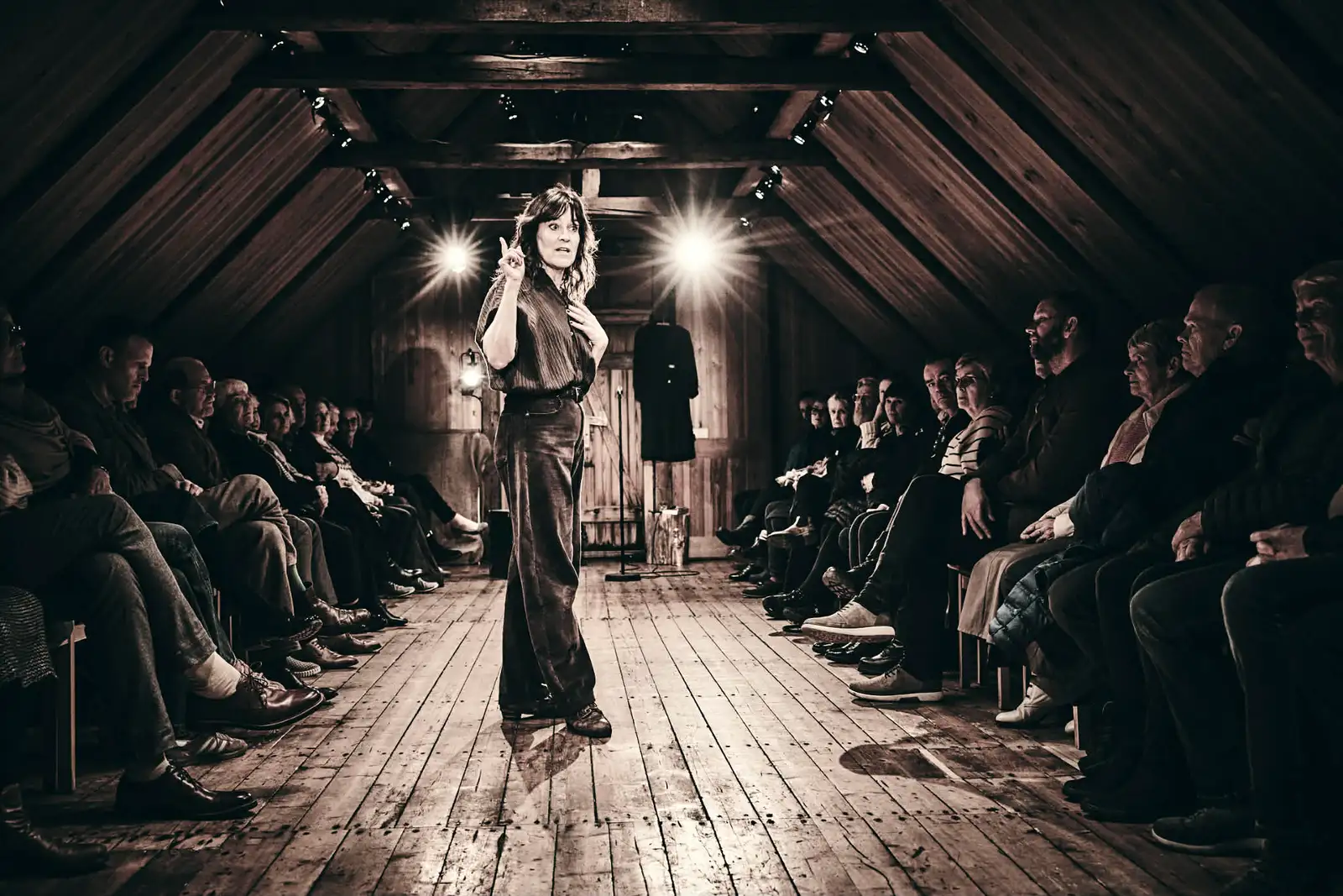 Unnur Ösp Stefánsdóttir leikur einleikinn Salka - ástin og dauðinn í Landnámssetrinu Borgarnesi febrúar 2026.