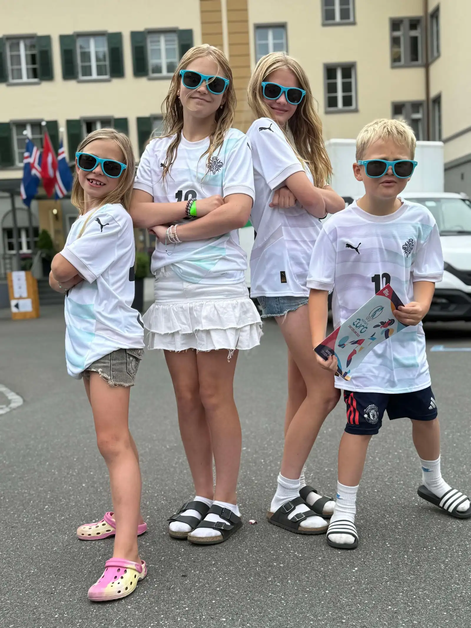 Draumurinn er úti — Ísland úr leik á EM - RÚV.is