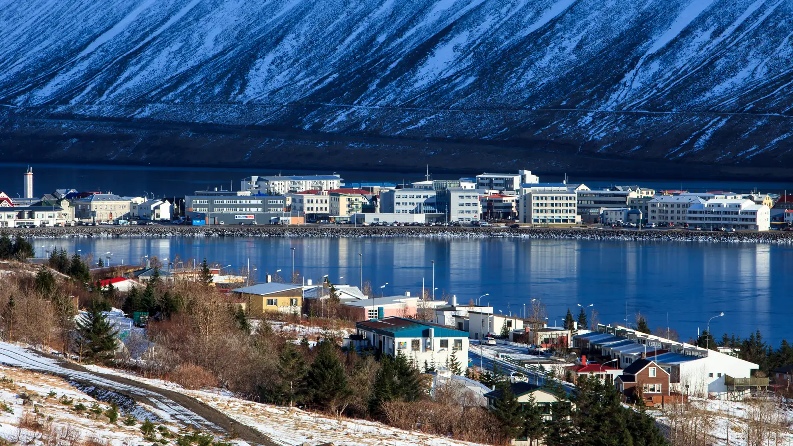 Flights to Ísafjörður need government subsidy