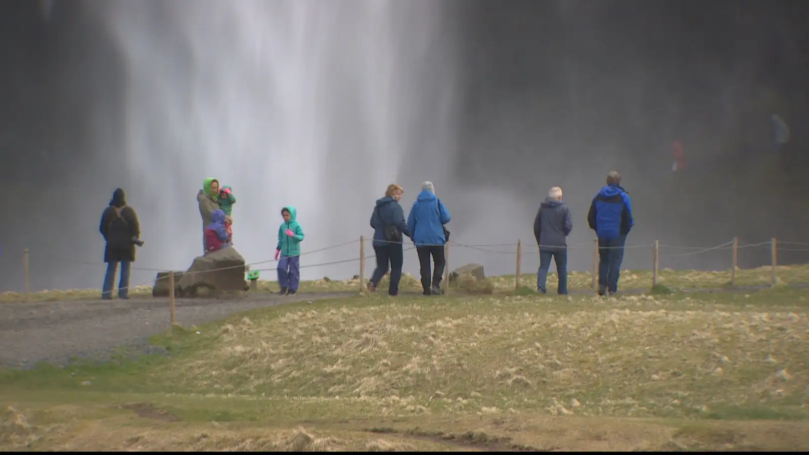 Handtóku vasaþjófa sem herjuðu á ferðamenn