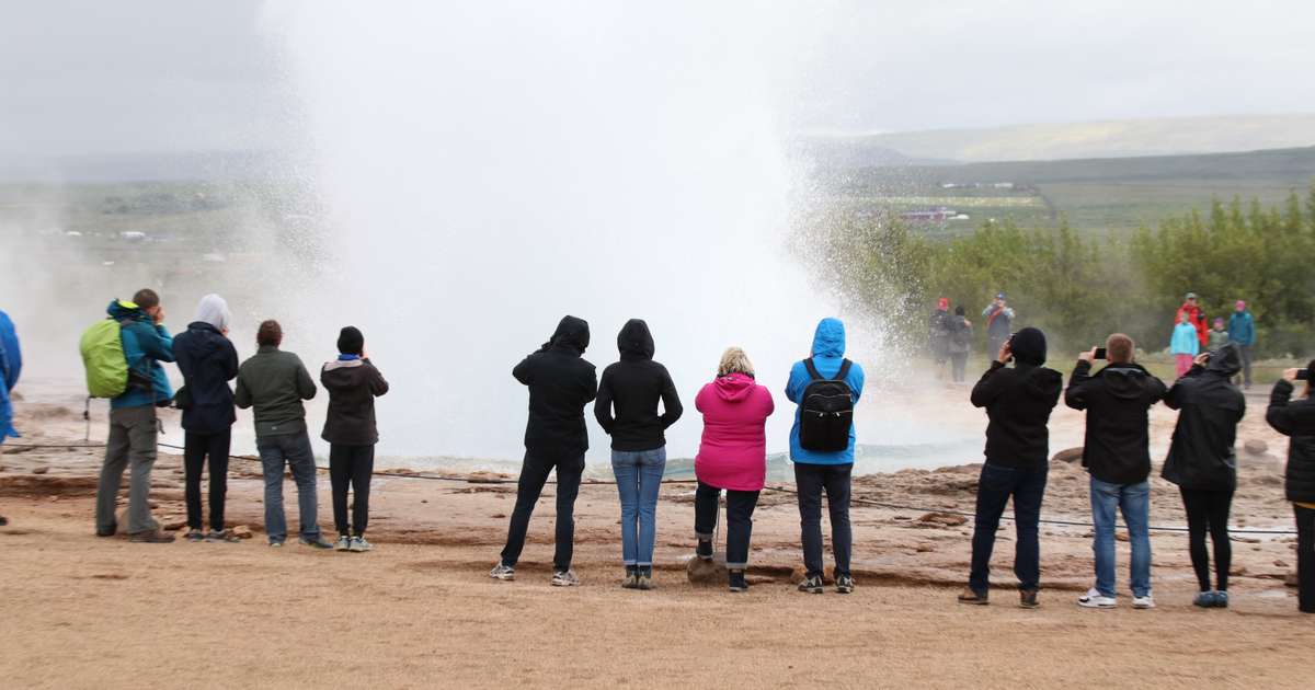 Opposition in South Iceland to planned visitor fees - RÚV.is