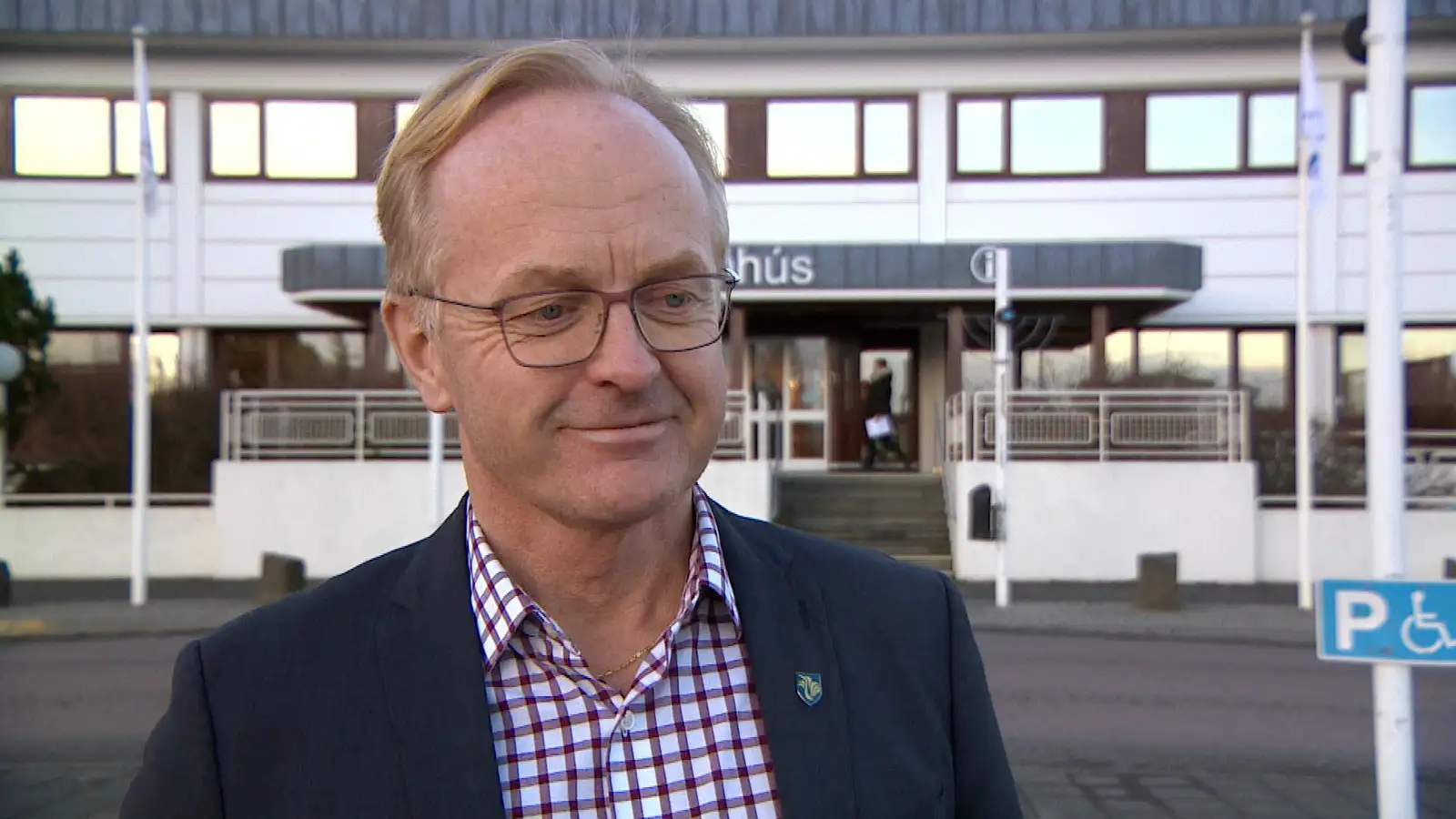 Stólar á fyrirtæki á Suðurnesjum til að nýta úrræði Vinnumálstofnunar