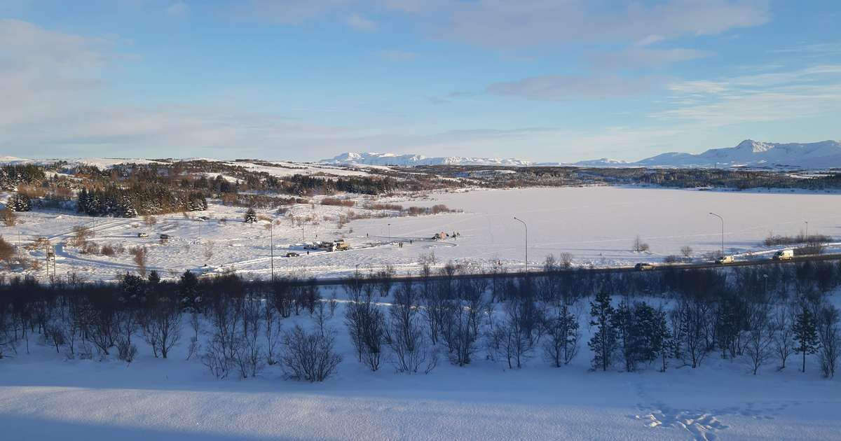 Enginn reyndist í hættu við Rauðavatn - RÚV.is