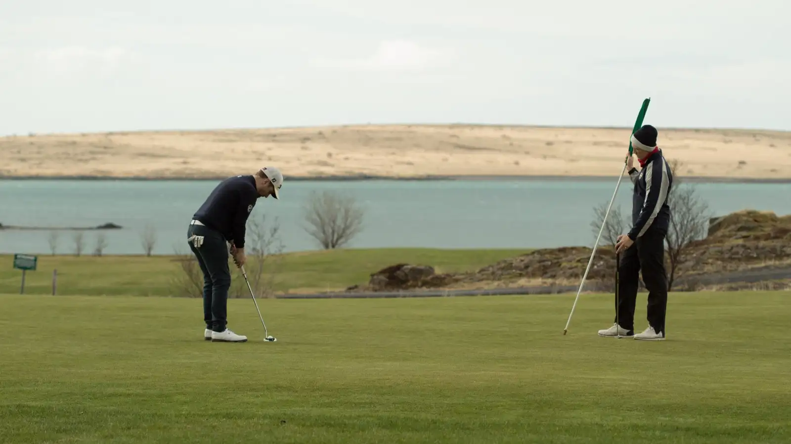 Frostið setur golfvelli á óþægilegan stað