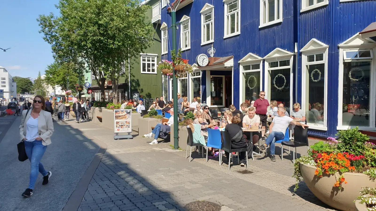Bjart veður með hita að 19 stigum