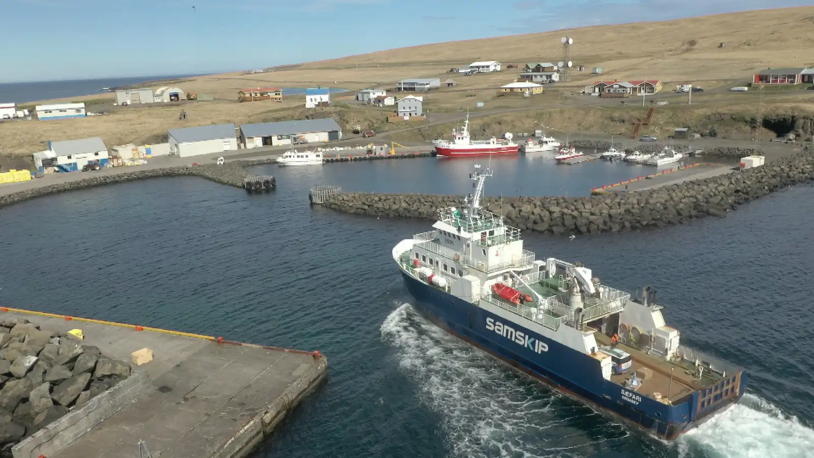 Tafir á siglingum Sæfara í sumar bagalegar en fyrirhugðarar þjónustuskerðingar enn verri