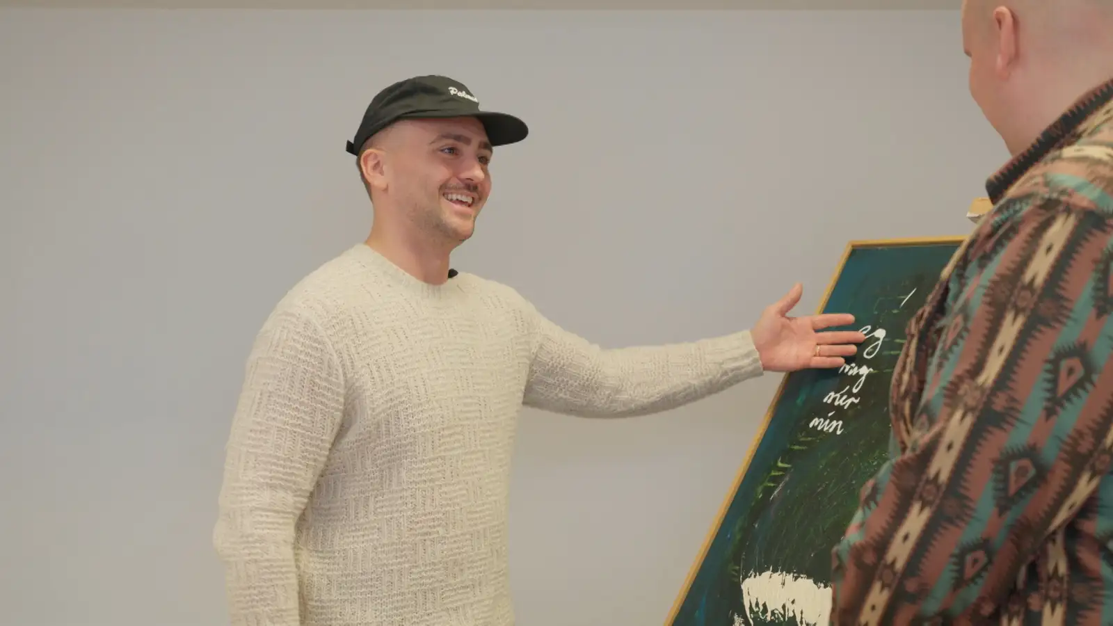 Friðrik Dór prófar sig áfram með pensilinn