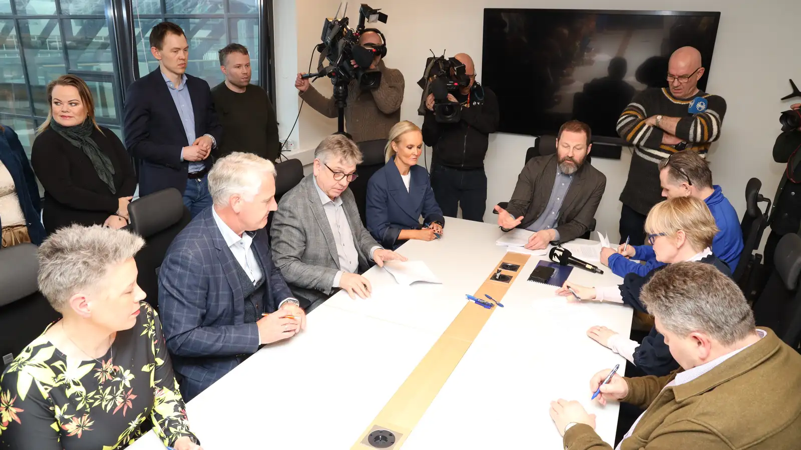 Lítur út fyrir að forsendur bresti en ekki endilega uppsögn kjarasamninga