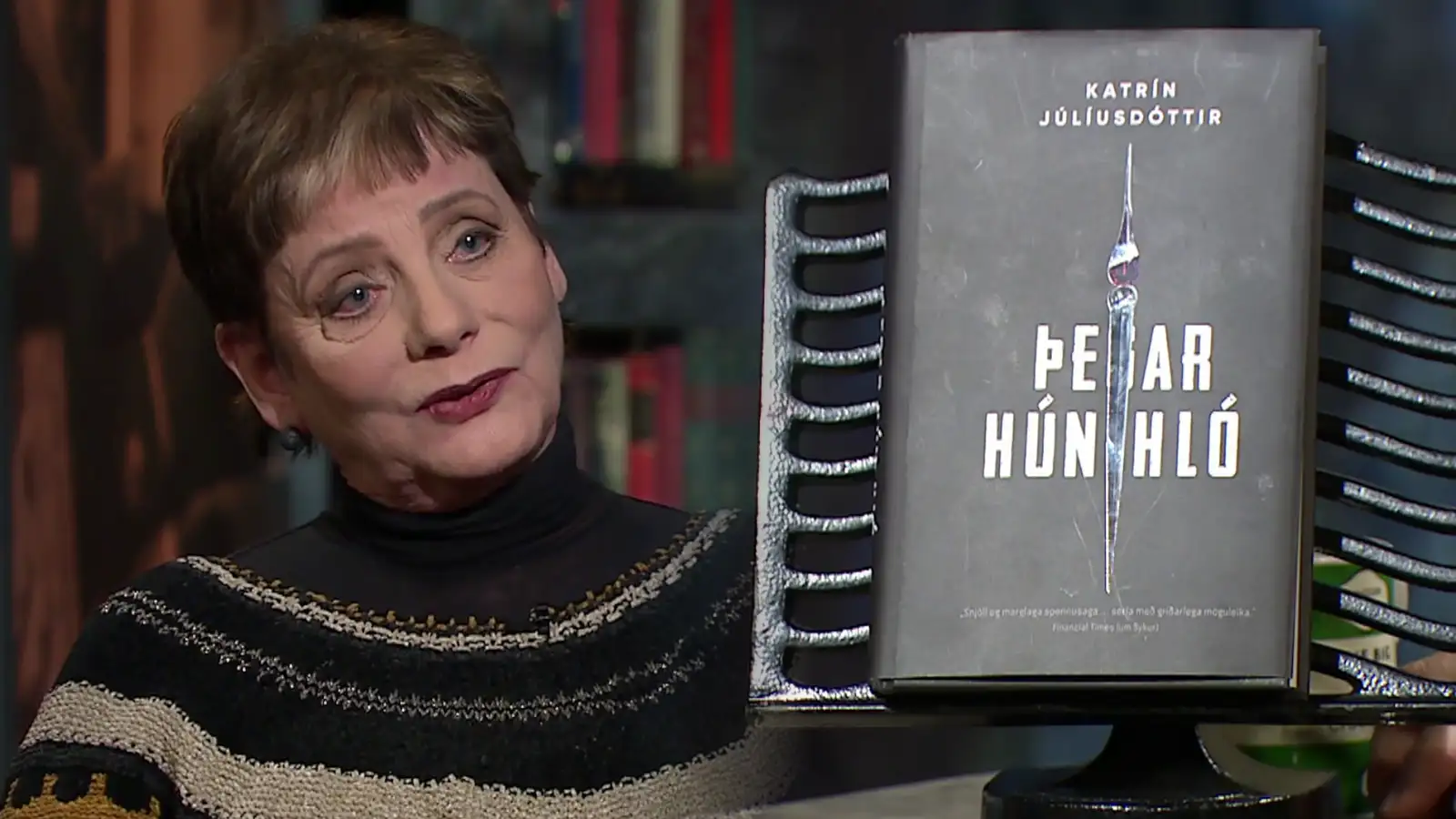 Þegar hún hló: Ástarsagan besti þáttur glæpasögunnar