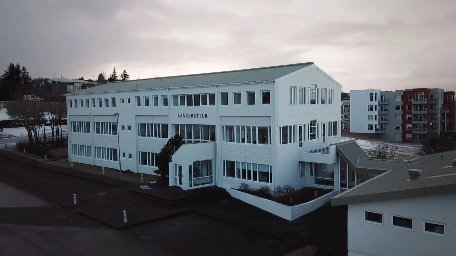 Landsréttur mildaði dóm yfir Sívarsbróður