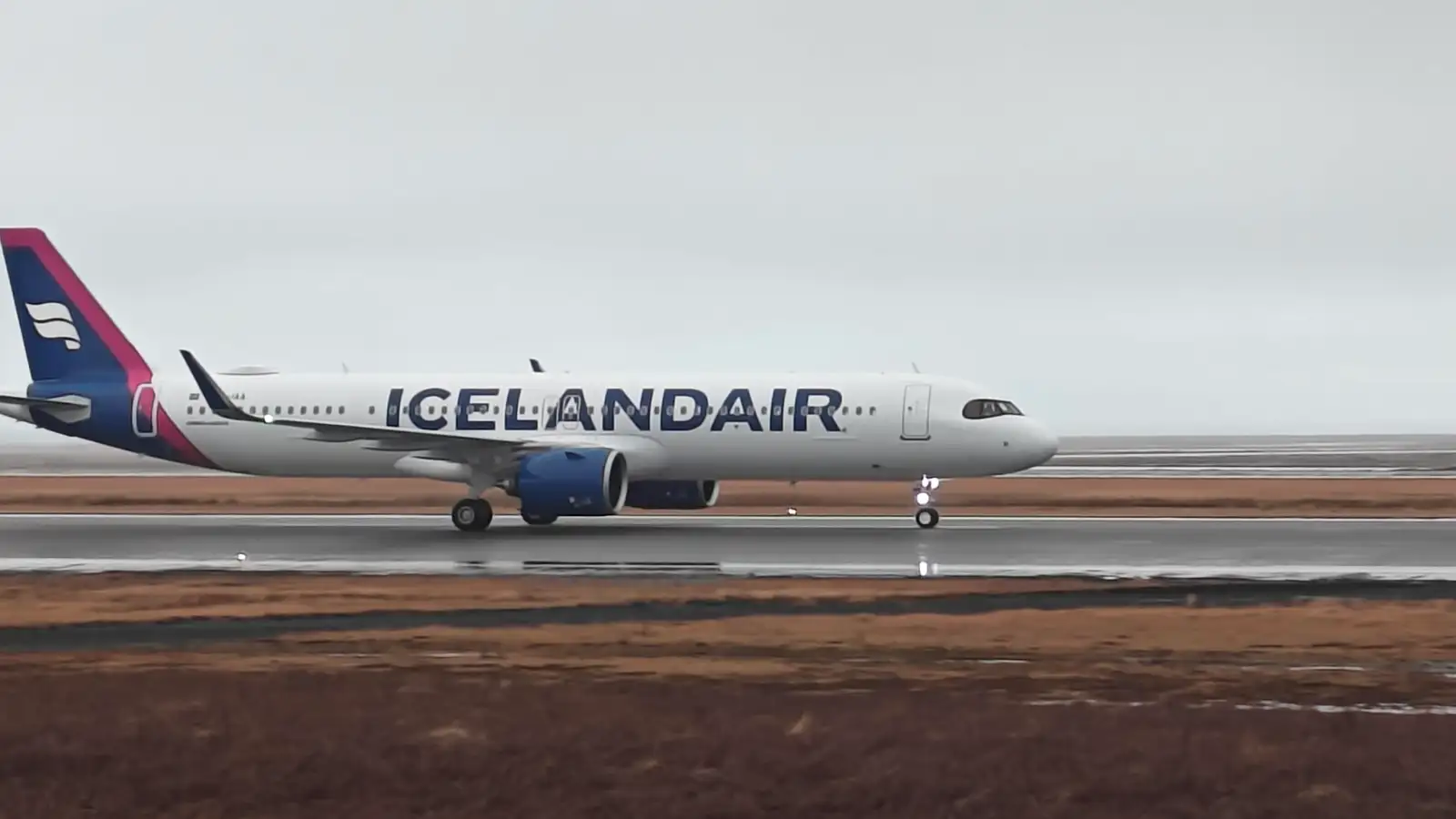 Icelandair leigir sex Airbus-þotur til viðbótar