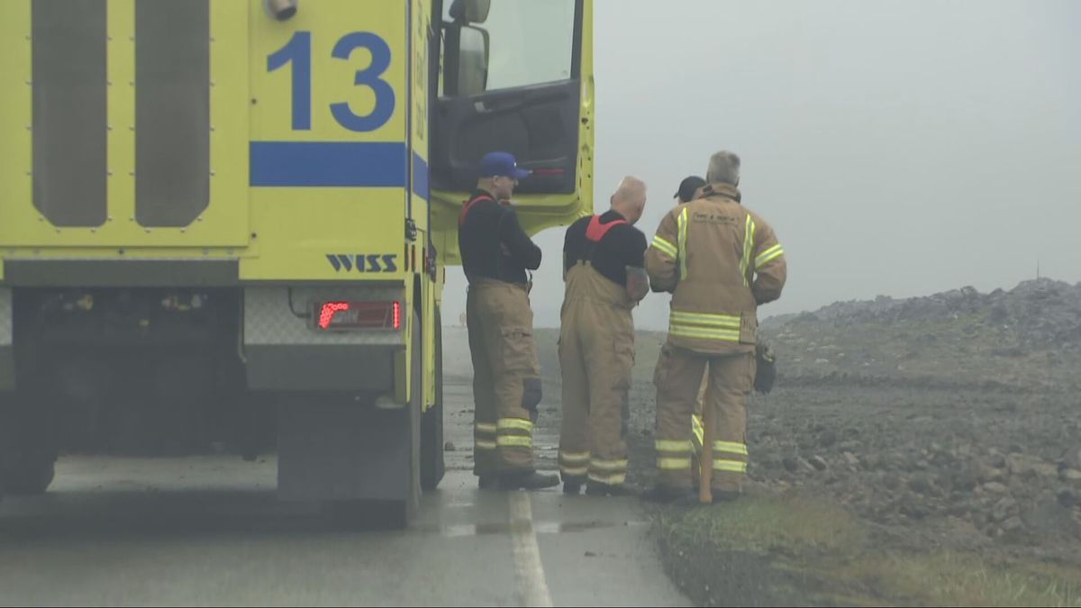 Worked to stop the flow of lava to Svartsengi on June 18, 2024. The fire brigade arrived with a pump truck.