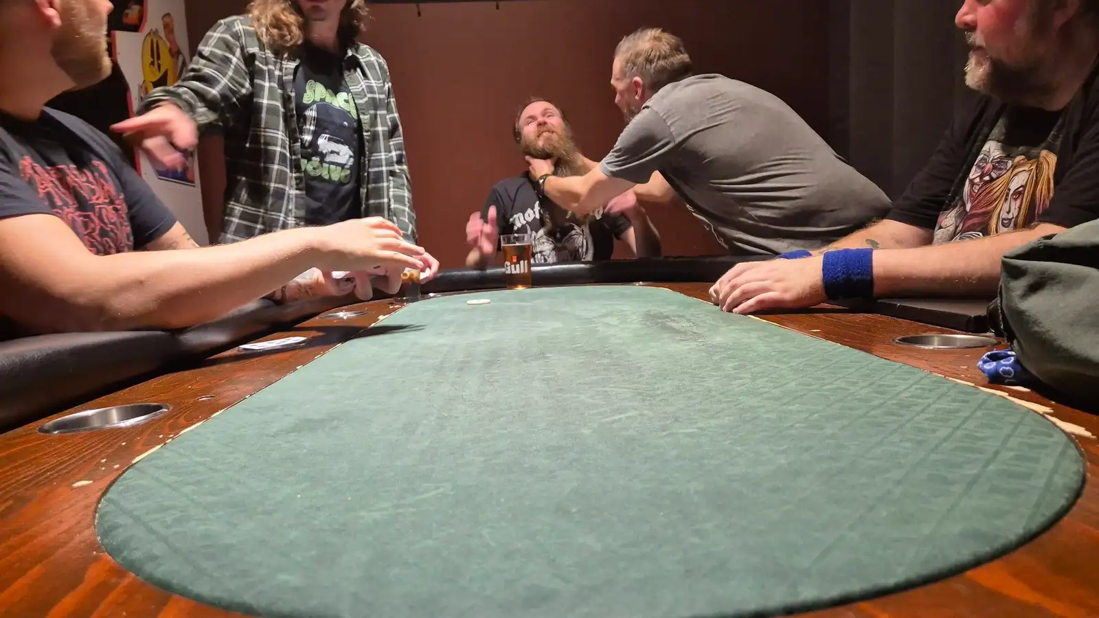 Jarðefnaeldsneyti á Space Völvö