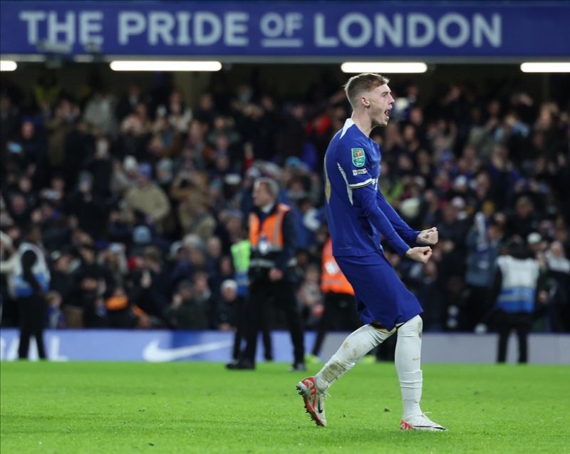 Fótboltamaðurinn Cole Palmer fagnar marki fyrir Chelsea gegn Newcastle í ensku úrvalsdeildinni