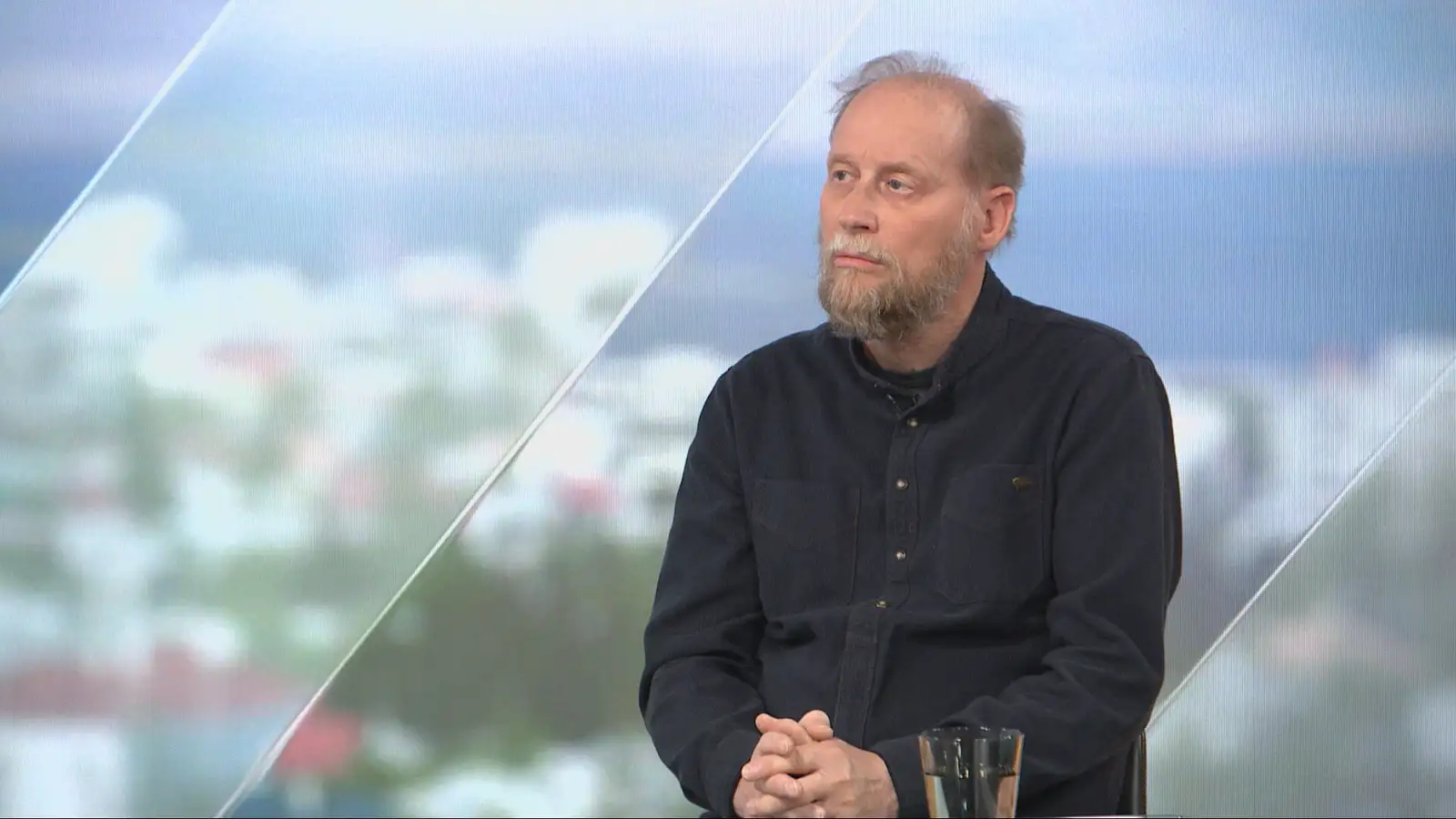Ró Jónasar ekki raskað með því að grafa upp bein hans