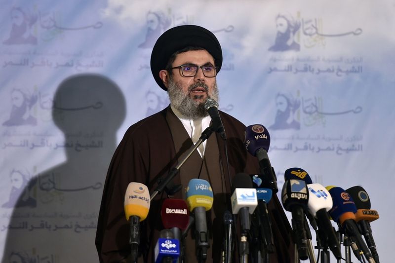 Sayyed Hashem Safieddine, leiðtogi innan Hezbollah-samtakanna, flytur ávarp um aftöku sjeiksins Nimr Al Nim, utan Beirút, Líbanon, 12. janúar 2022.