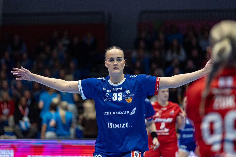 Katrín Tinna Jensdóttir