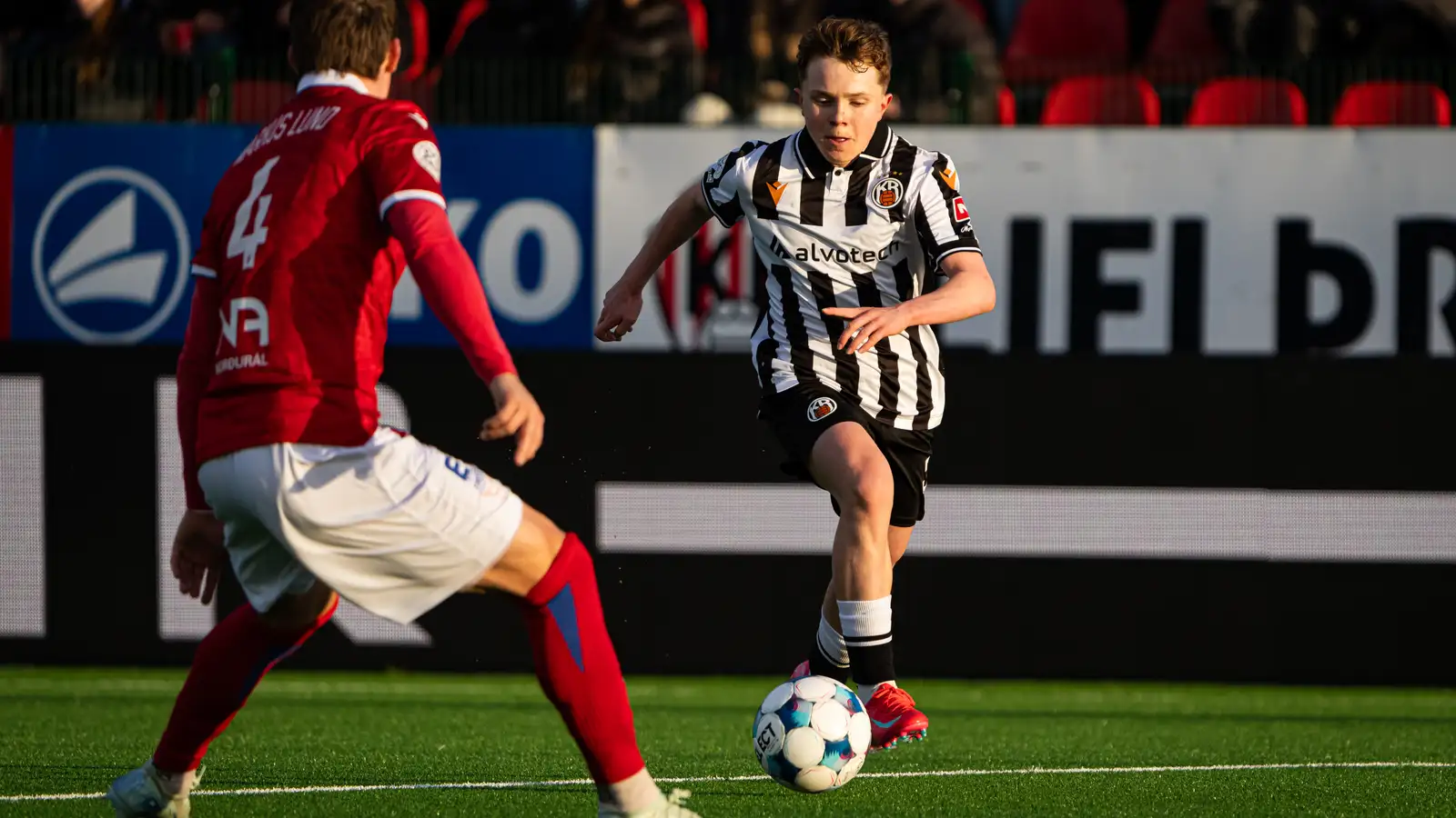 Í dag: 32-liða úrslitum lýkur með tveimur grannaslögum