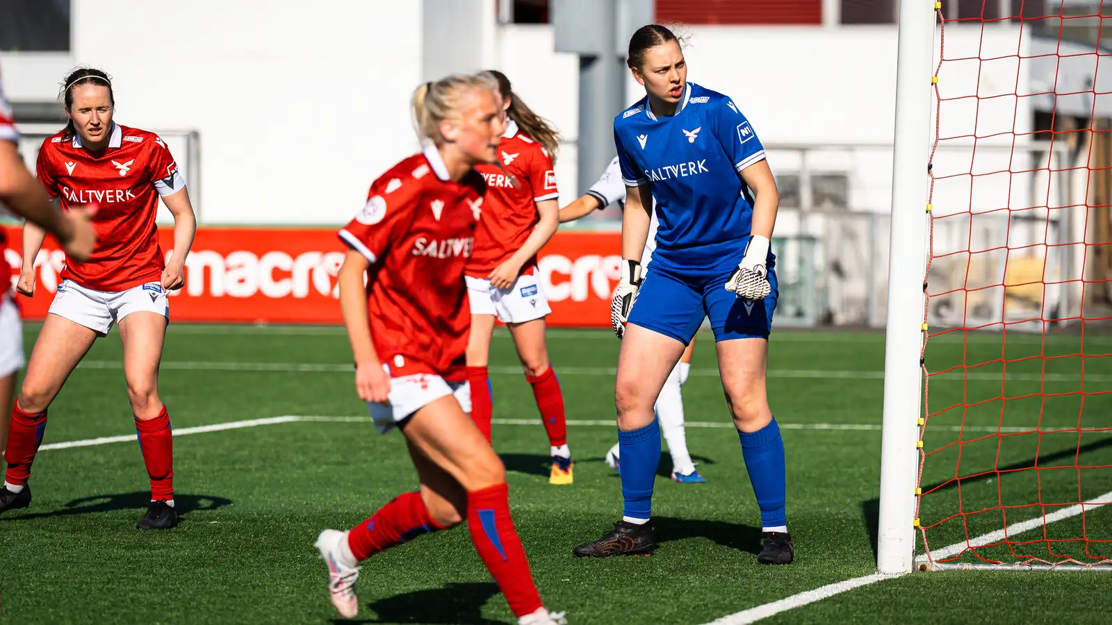 Valur og FH fögnuðu sigrum í dag