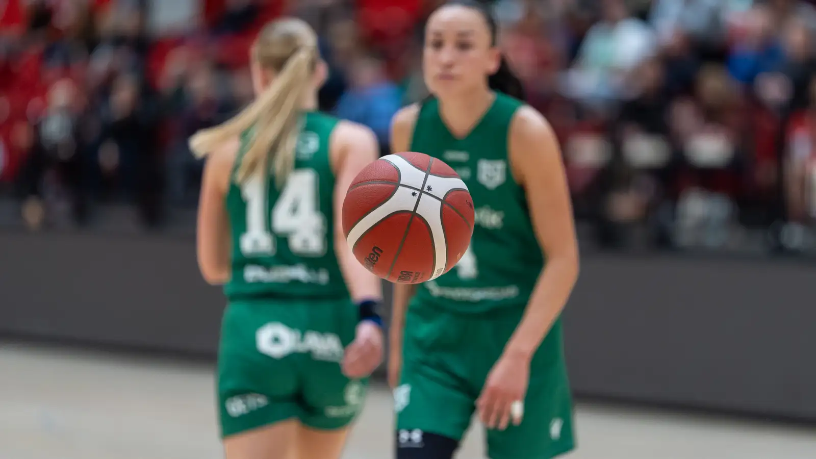 Stjarnan og Njarðvík upp að hlið Grindavíkur