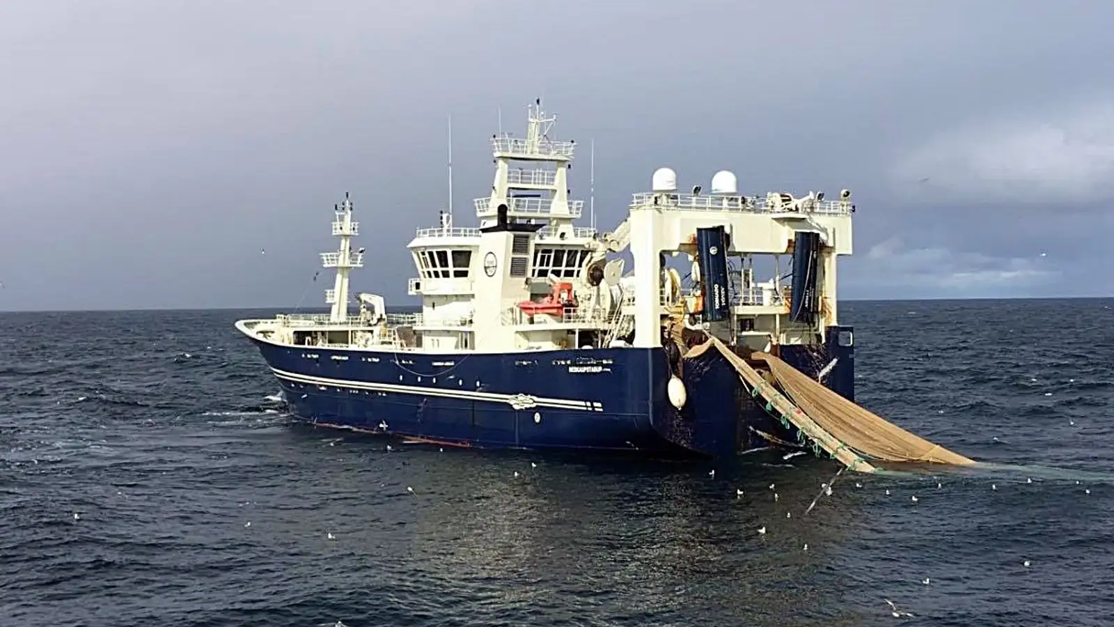 Eru bjartsýnir og búa skipið undir nótaveiðar