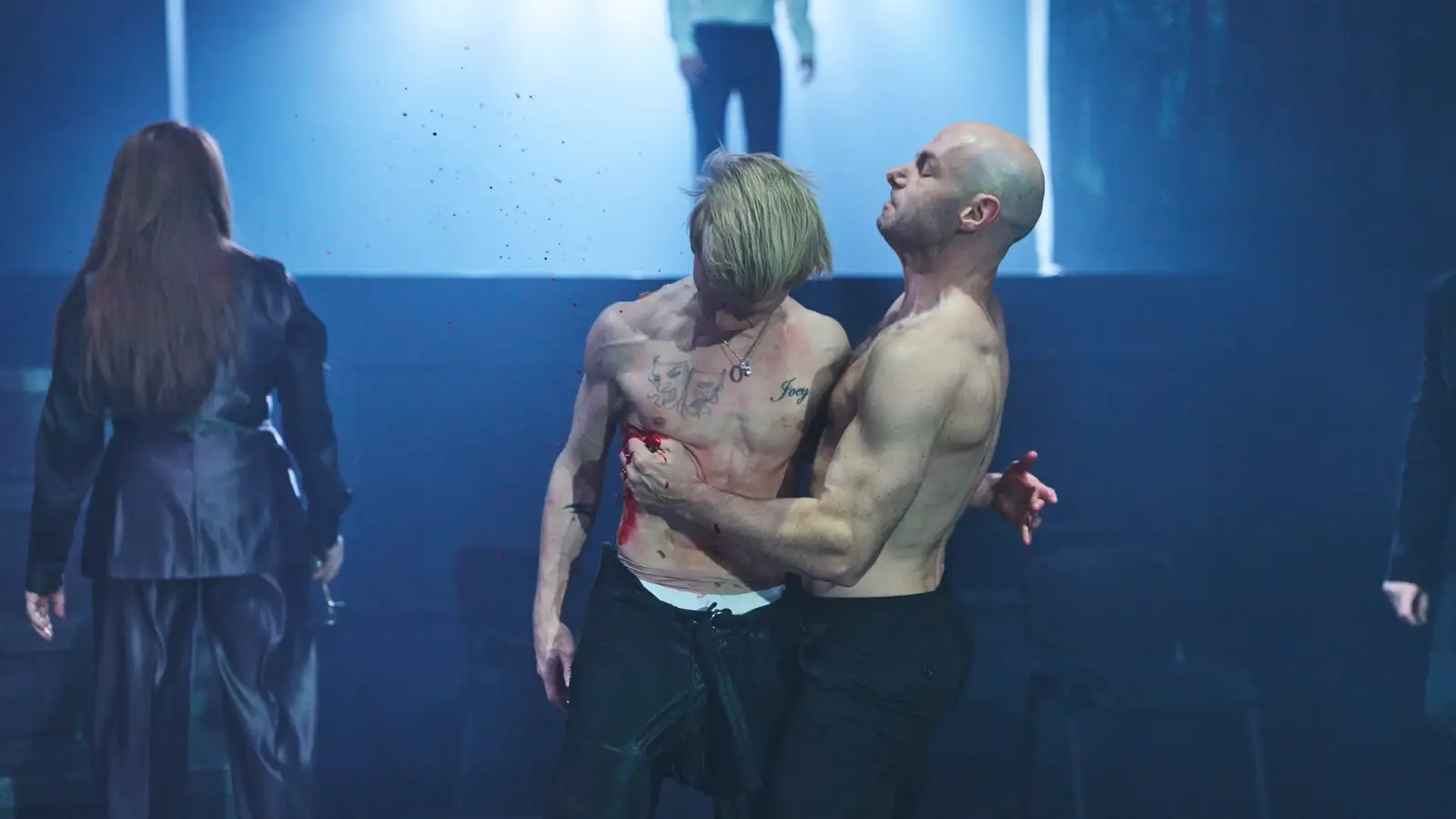 Hamlet: Fær áhorfendur til að líta gagnrýnum augum á samtímann