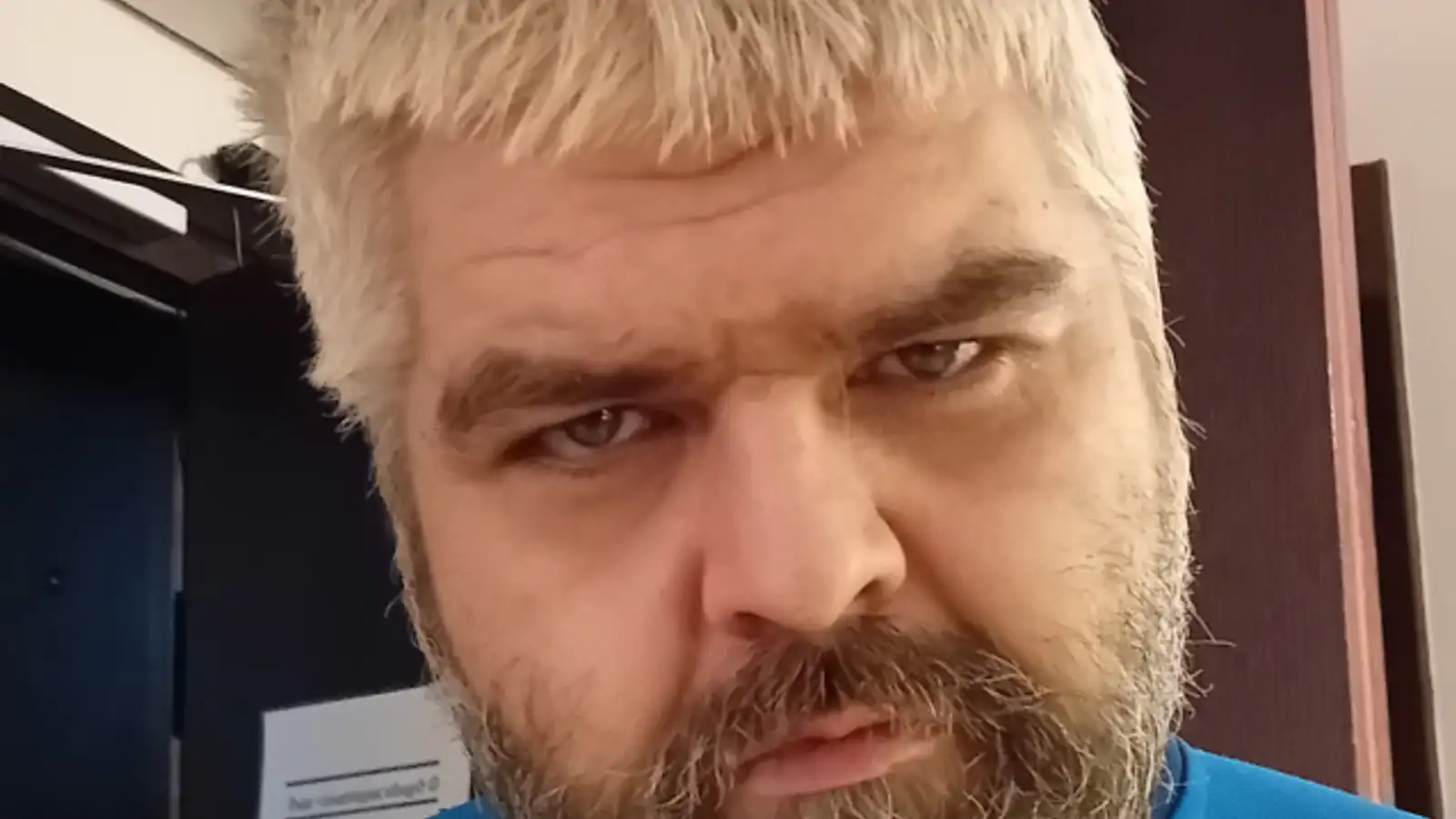 Lögreglan lýsir eftir Sindra Péturssyni