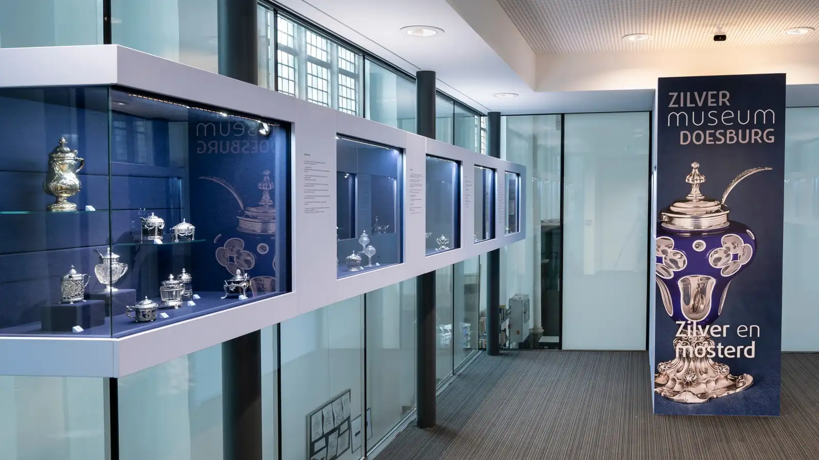 Þjófar létu greipar sópa á silfursafni – stálu einstakri sinnepskrús