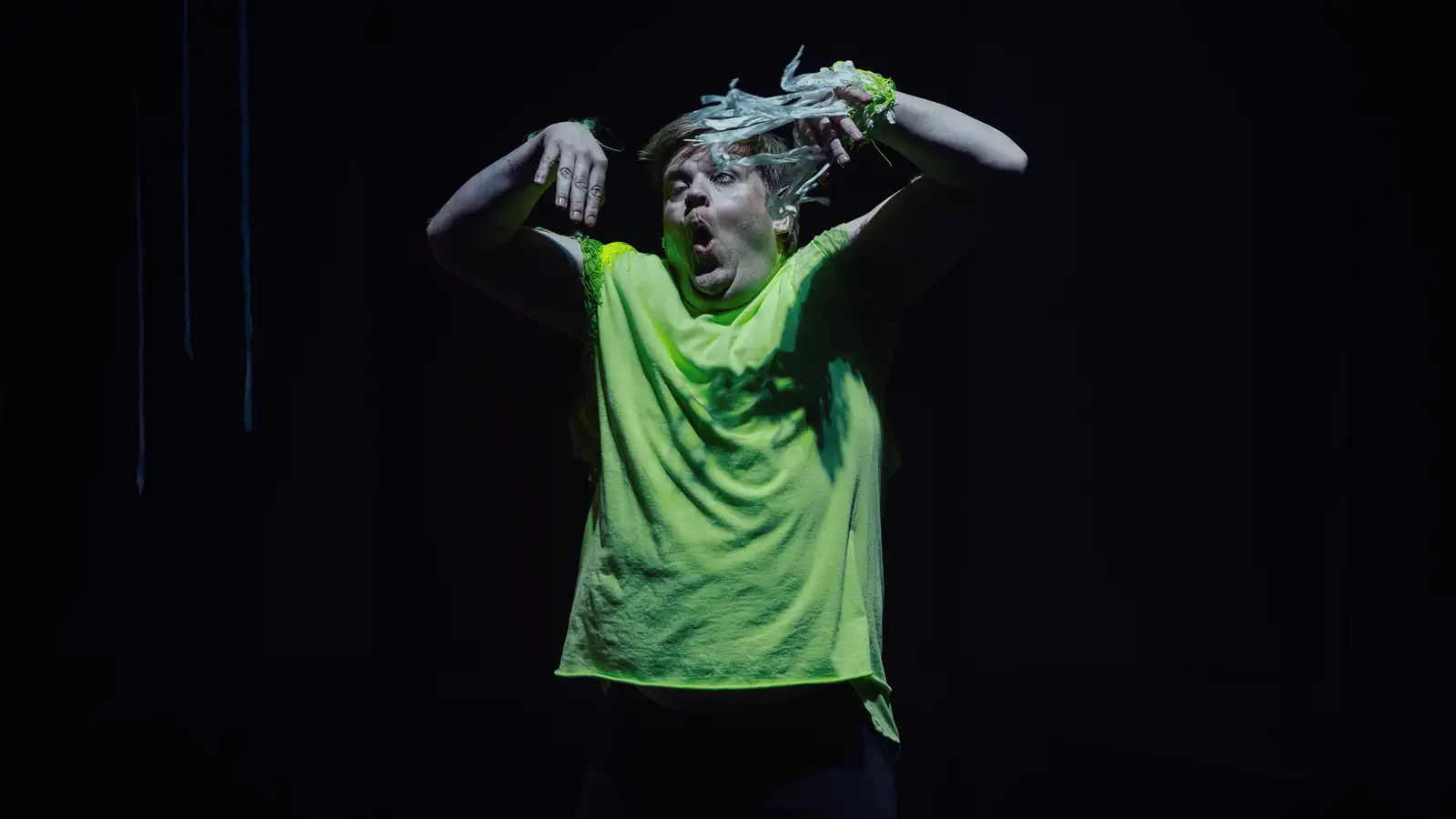 Jötungíma kveður: Frumlegt og fær áhorfendur til að velta fyrir sér hvað við sköpum og skiljum eftir