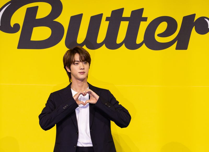 Jin, einn sjö meðlima suður-kóresku hljómsveitarinnar BTS.